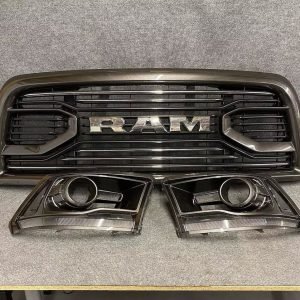 4th gen dodge ram grill ready to install painted Granite Crystal Metallic (PAU/LAU)