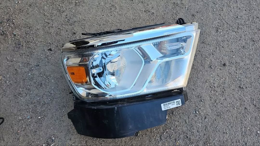 RAM 1500 2020 5.7 automatic transmission - Image 2