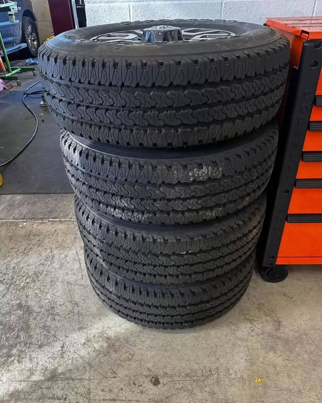 2011-2024 RAM 2500 and 3500 Wheels and Tyres - Image 3