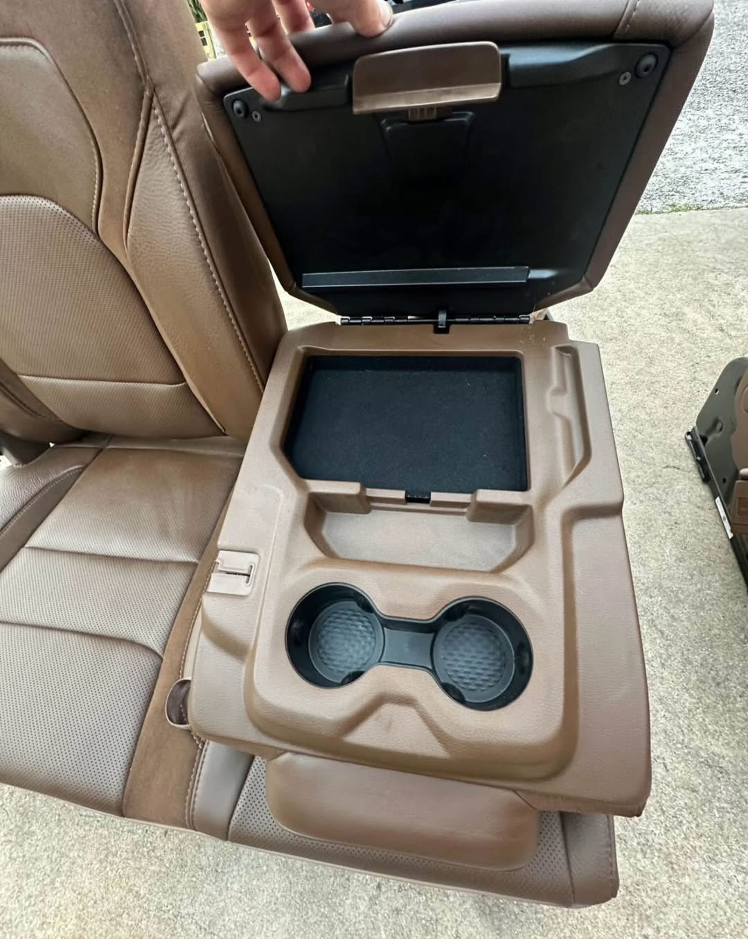 Limited longhorn interior/ seats - Image 3